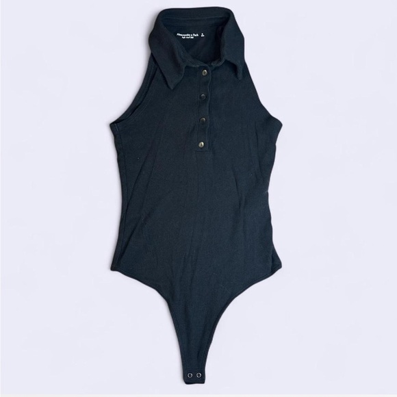 👕 Abercrombie & Fitch Soft A&F Rib Halter Bodysuit - Black S - Picture 2 of 6